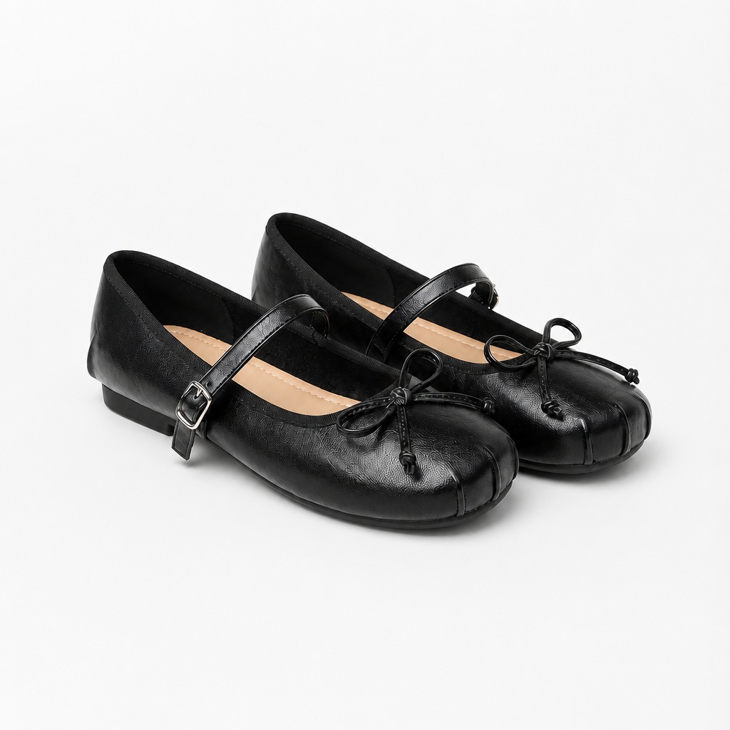 Black round toe ballet flats