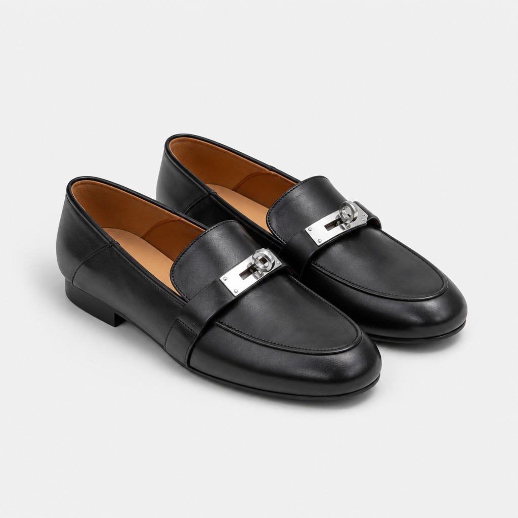 mocassins noirs vernis à enfiler à petit talon