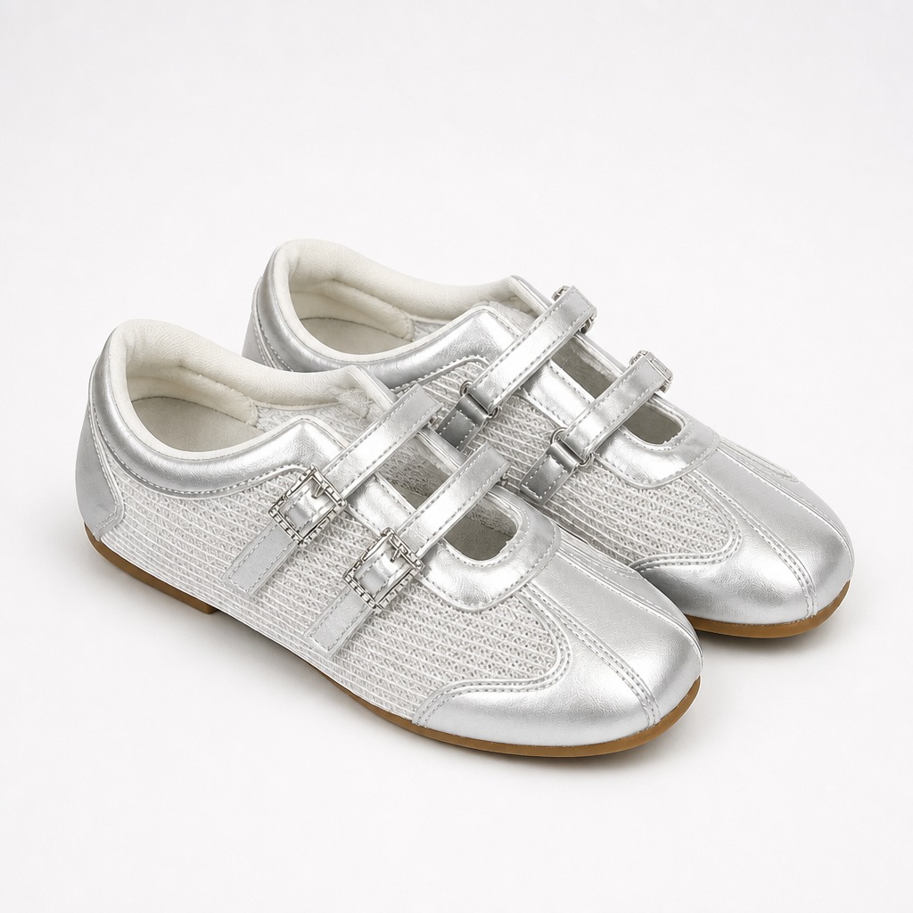 Opzione di colore argento metallizzato per le sneakers Mary Jane