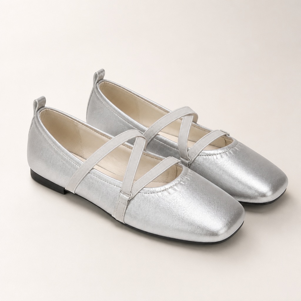 Hopeinen ristihihna Mary Jane flats