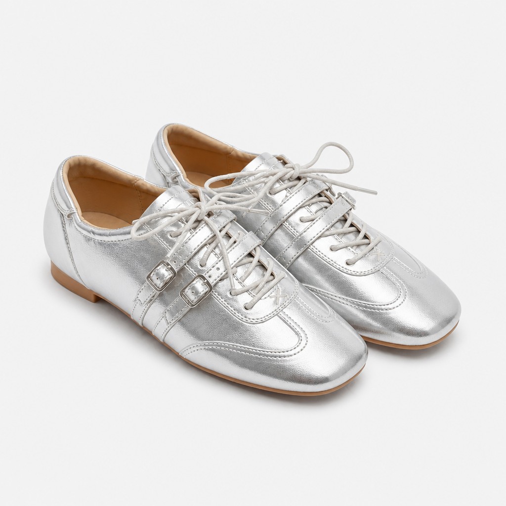 Zilverkleurige optie voor Oxford-flats met gelaagde bandjes